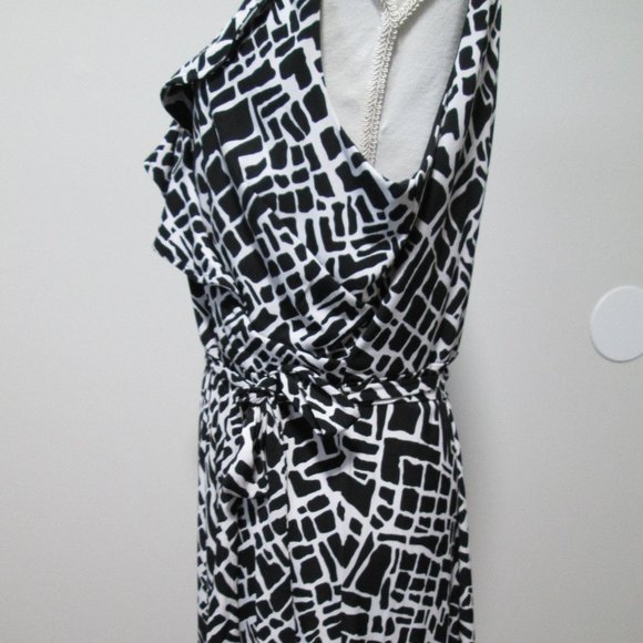Studio One NY Chic Black & White Sleeveless Ruffle Midi Dress - Picture 7 of 8